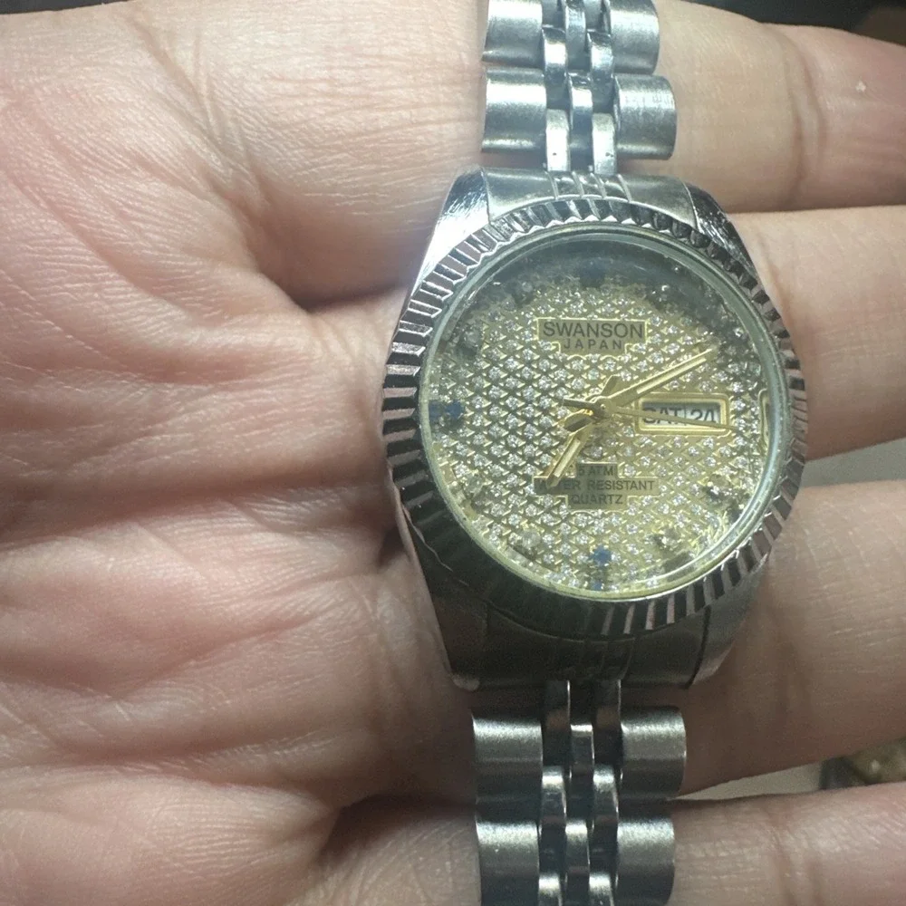 Working SWANSON Miyota Quartz Dainty Womens‎ Watch 26mm Fit 7in New Battery Runs